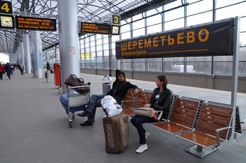 В Шереметьево не будут объявлять опаздывающих пассажиров по фамилиям - «Новости туризма»