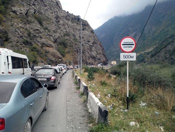Автотуристов предупреждают об огромных очередях на границе с Грузией - «Новости туризма»