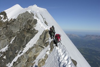 Альпинисты погибли при восхождении на Монблан - «Новости туризма»
