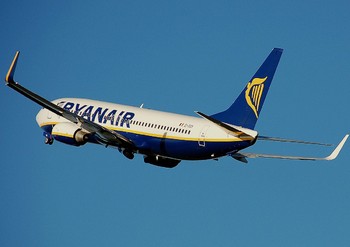 Лоукостер Ryanair отменил почти 600 рейсов в конце июля - «Новости туризма»