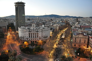 При бронировании жилья на Airbnb в Барселоне туристов просят проверять лицензию - «Новости туризма»