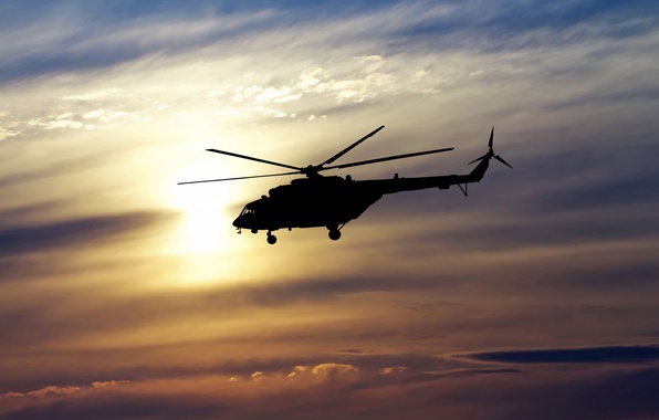 Из-за сломанного фуникулёра 400 туристов пришлось эвакуировать вертолетами - «Новости»