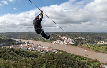 Испанию и Португалию связали линией зип-лайна - «Новости туризма»
