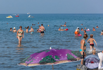 В Анапе и Геленджике введён запрет на купание в море - «Новости туризма»