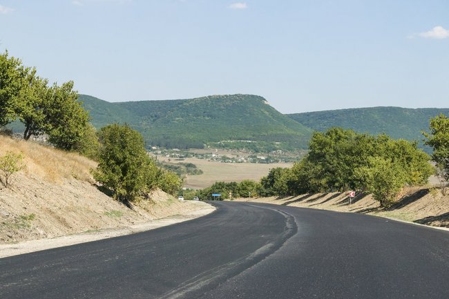 В Крыму загорелись два автобуса с туристами - «Новости»