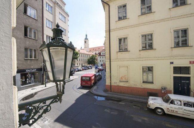 В центре Праги эвакуировали сотни туристов из-за утечки газа - «Новости»