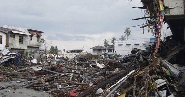 Российские туристы от землетрясения и цунами в Индонезии не пострадали - «Новости»