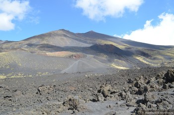 Ученые предупреждают о возможности обрушения вулкана Этна - «Новости туризма»
