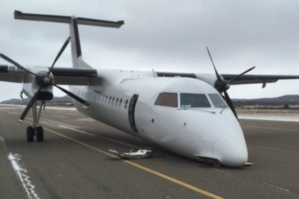 Самолет в Канаде приземлился без переднего шасси - «Путешествия»