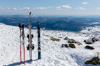 К горнолыжному курорту Шерегеш запустили туристический электропоезд - «Новости туризма»