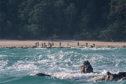 Дикари расправились с приплывшим на запретный остров туристом - «Путешествия»
