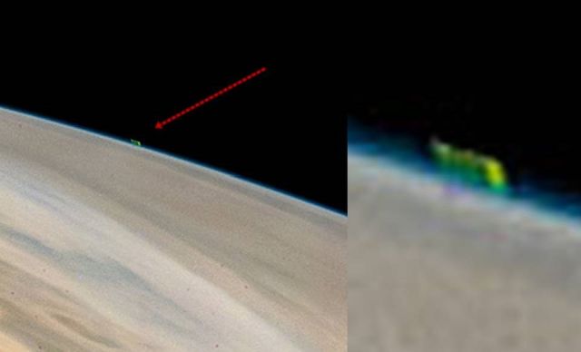 Загадочная зеленая аномалия на Юпитере (2 фото) - «Тайны Космоса»