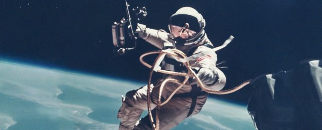 Грязная история NASA: как астронавтам агентства 57 лет приходилось мучиться при походе в туалет (9 фото) - «Тайны Космоса»