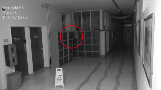 Камеры наблюдения в ирландской школе сняли необъяснимые явления, происходящие ночью (+видео) - «Призраки»