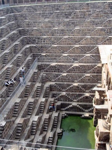 Колодец Chand Baori в Индии (16 фото) - «Загадочные Сооружения»