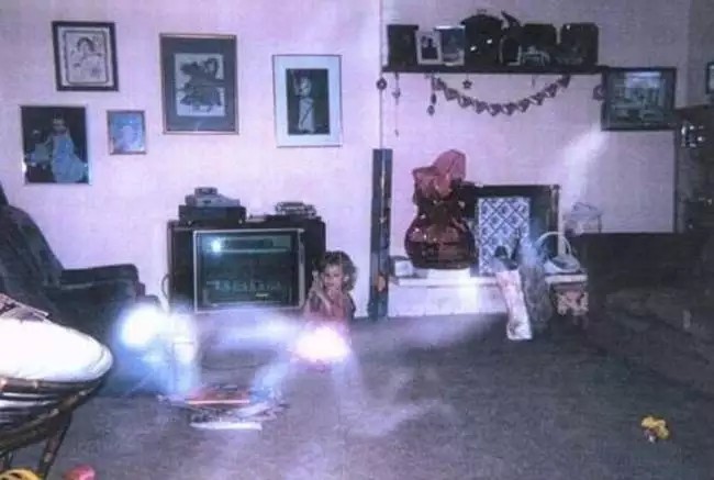 Не верите в призраков? Эти 10 фотографий заставят вас передумать (11 фото) - «Призраки»