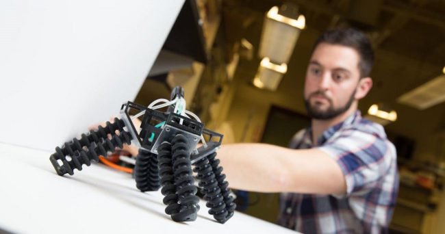 Американские ученые создали мягкого робота (3 фото + видео) - «Новые технологии»