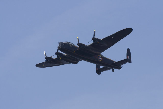 Британцы видели в небе самолет-призрак времен Второй Мировой - «Призраки»