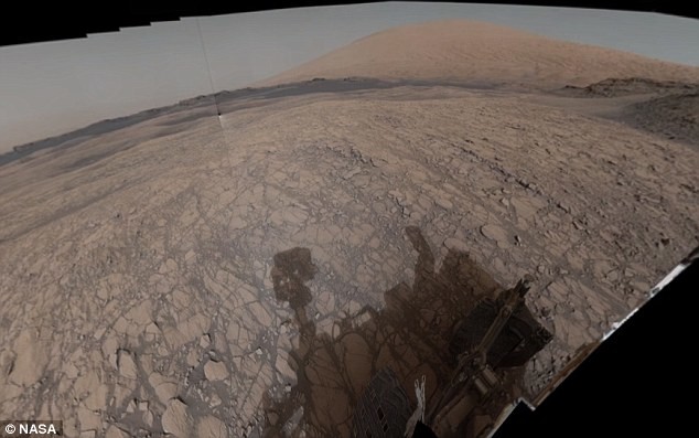 Марсоход НАСА сделал панорамные снимки «красной планеты», на которых ее пейзажи напоминают Землю (5 фото + 2 видео) - «Тайны Космоса»