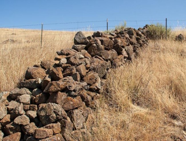 Загадка древних каменных стен Калифорнии (8 фото) - «Загадочные Сооружения»