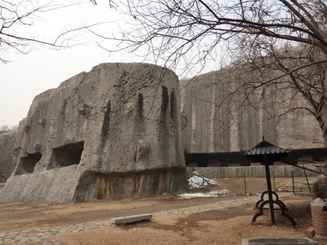 Вырезав эти огромные каменные блоки, китайцы поняли, что никогда не смогут передвинуть их (9 фото) - «Загадочные Сооружения»