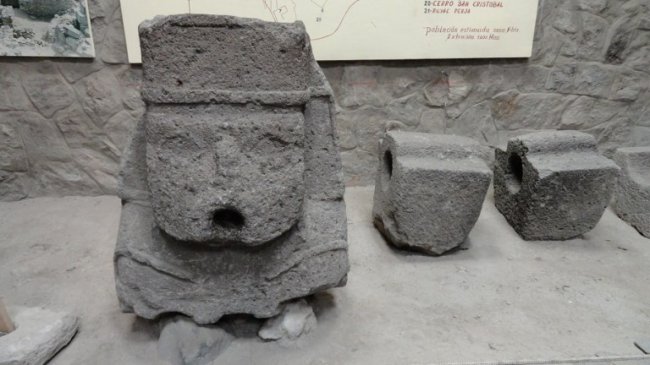 Каменные детали странного «конструктора» доинкской цивилизации Вари (6 фото) - «Загадочные Сооружения»
