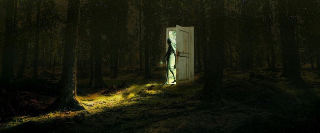 Возможно ли приоткрыть «дверь» в иной мир, просто читая книгу о паранормальных явлениях? (3 фото) - «Мистика»