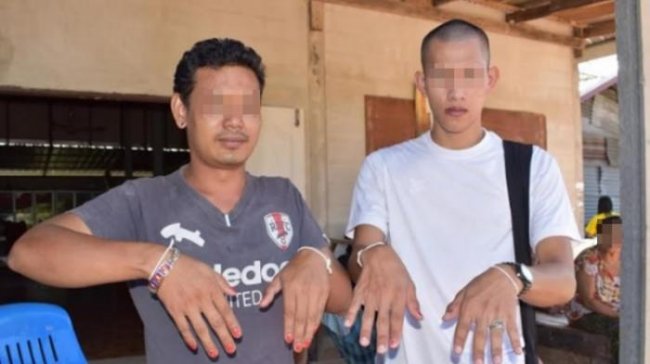 В тайской деревне после смерти пяти человек боятся призраков и красят ногти для защиты (2 фото) - «Призраки»