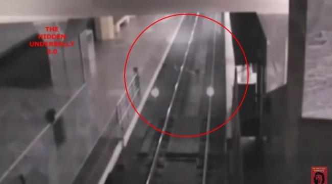 В Китае железнодорожная камера засняла поезд-призрак (+видео) - «Призраки»