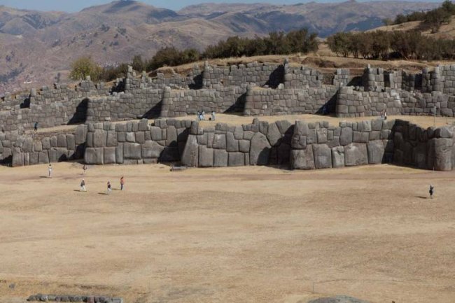 Загадки каменных стен Саксайуамана (6 фото) - «Загадочные Сооружения»