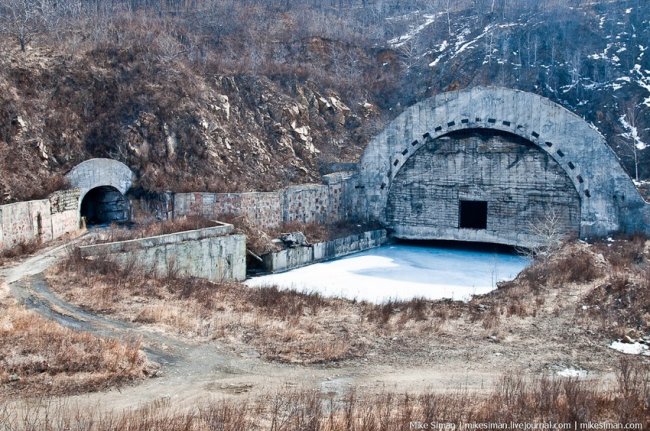 Подземная база-укрытие подводных лодок (36 фото) - «Загадочные Сооружения»