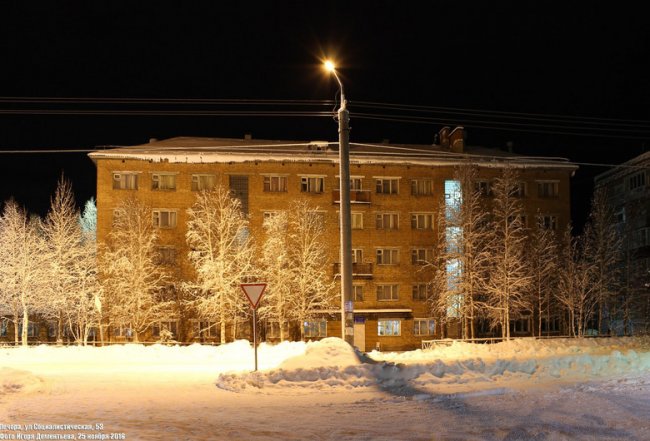 Призрак в окне печорского общежития (2 фото) - «Призраки»