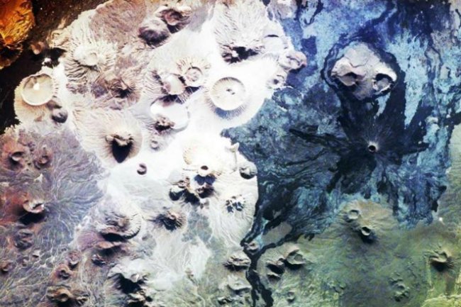 Археологи открыли врата в ад (2 фото) - «Планета Земля»