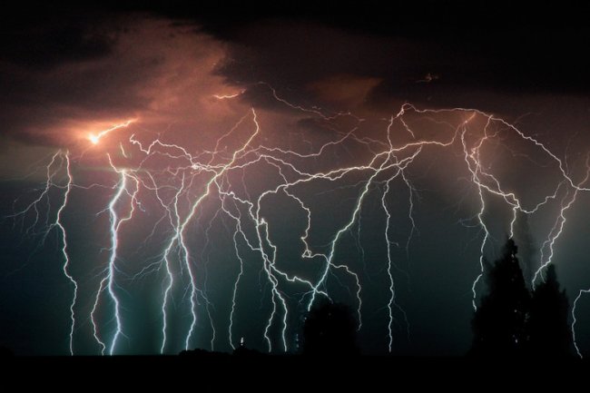 Уникальный феномен молний Кататумбо (7 фото) - «Планета Земля»