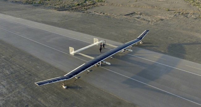 Представлен беспилотник на солнечных батареях, способный летать несколько месяцев (3 фото) - «Новые технологии»