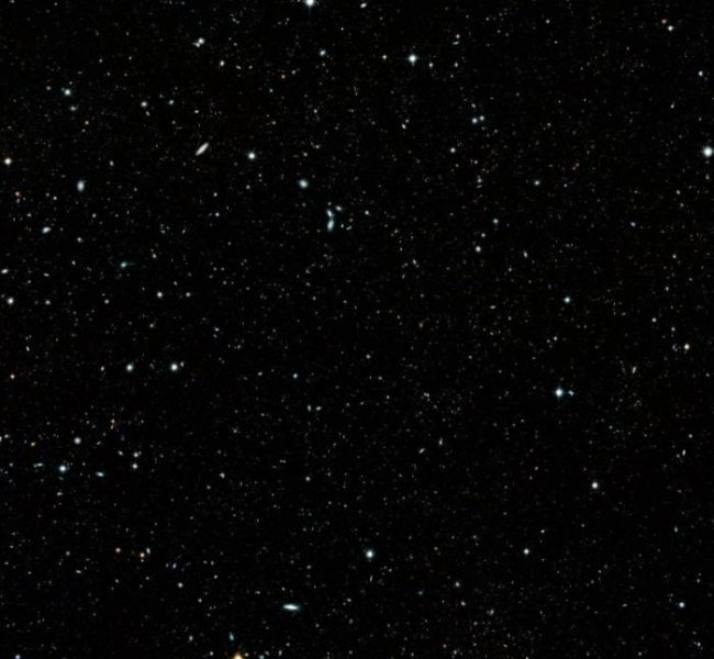 Телескоп «Хаббл» показал 265 000 галактик на одном снимке. Каждую можно рассмотреть в деталях (3 фото) - «Тайны Космоса»