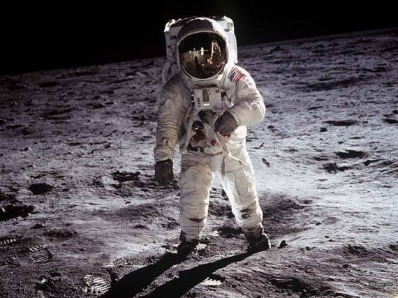 Инопланетные базы на Луне, снято Нилом Армстронгом - «Тайны космоса»