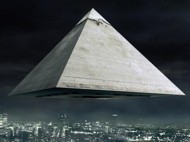 Пирамида оказалась летающим дворцом пришельцев - «Египет»
