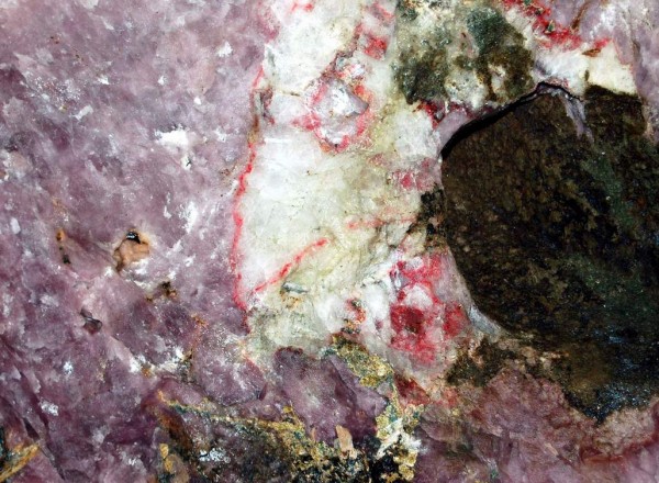 Заброшенный умбоозерский рудник и следы высокоразвитой цивилизации (4 фото) - «Гиблые зоны»