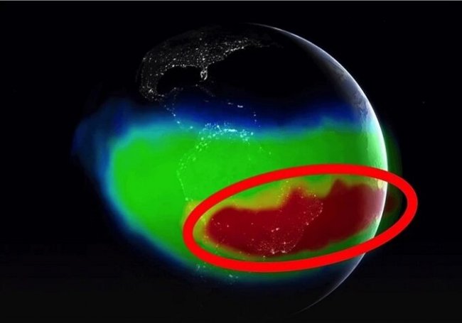 Почему магнитное поле Земли начало ослабевать, рассказали ученые - «Планета Земля»