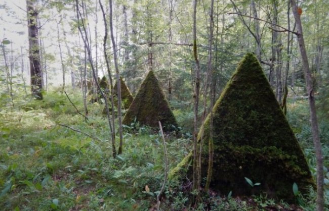 Какой смысл хранят «пирамиды» в российских лесах? (8 фото) - «Загадочные Сооружения»
