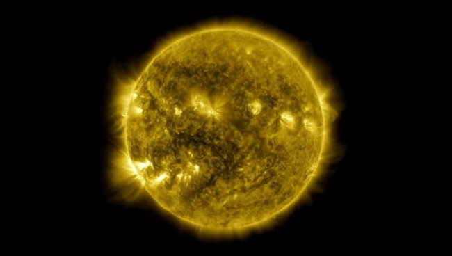 NASA показало 10 лет из жизни Солнца на одном видео (4 фото + видео) - «Тайны Космоса»