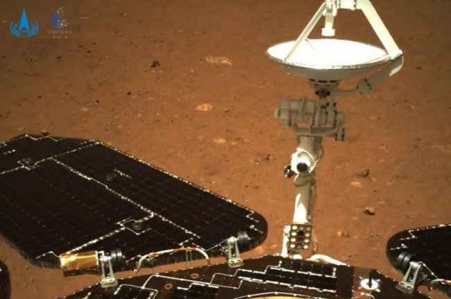 Китайский марсоход «Чжужун» обнаружил многоугольные образования под поверхностью Марса - «Процесс познания»